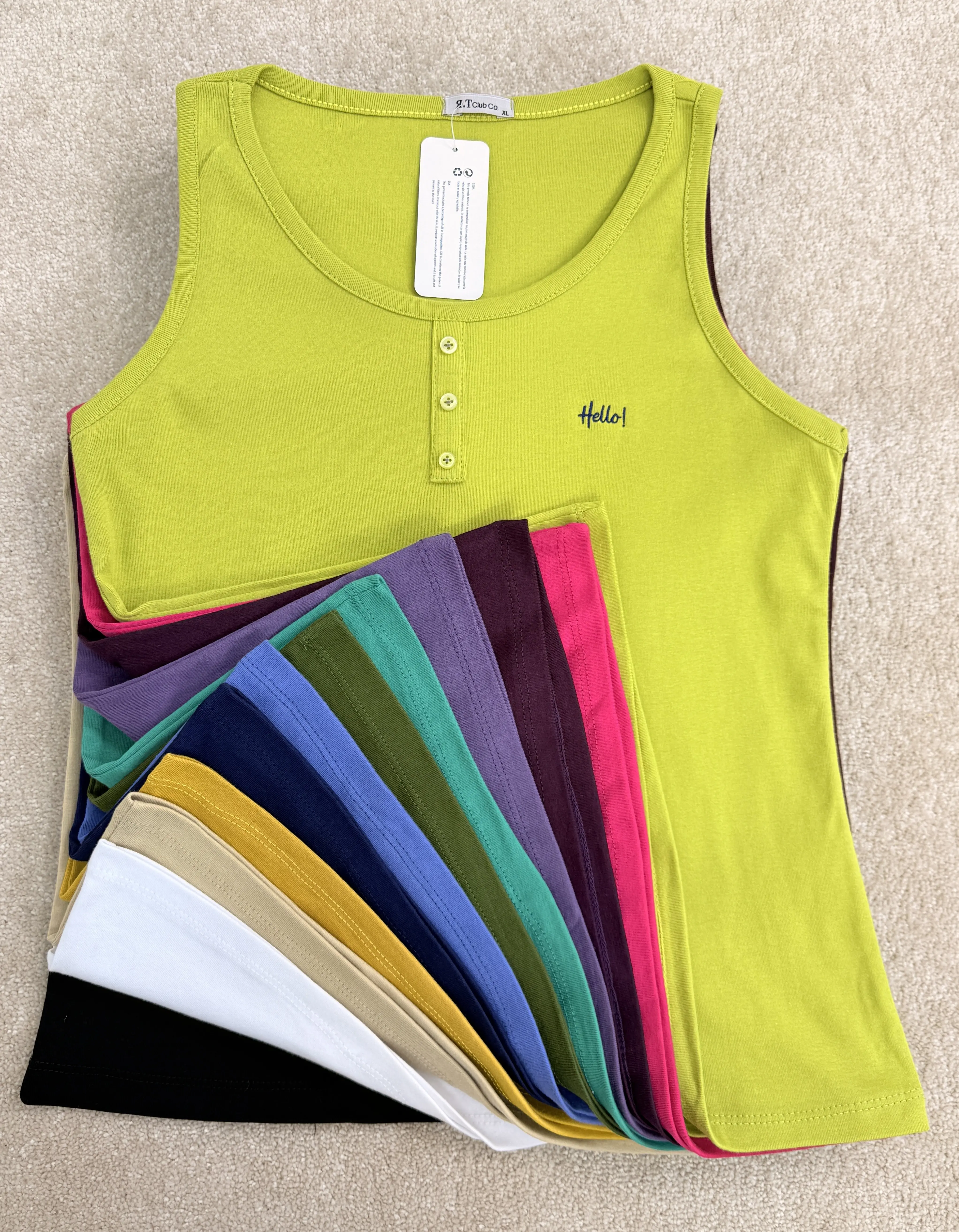 تاپ یقه سه دکمه